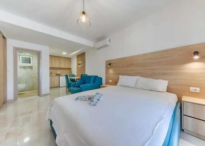 Olive Garden Apartment
