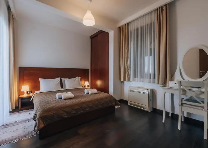 Apartments Kuce Lekovica Beach & Snack Bar- Bistro