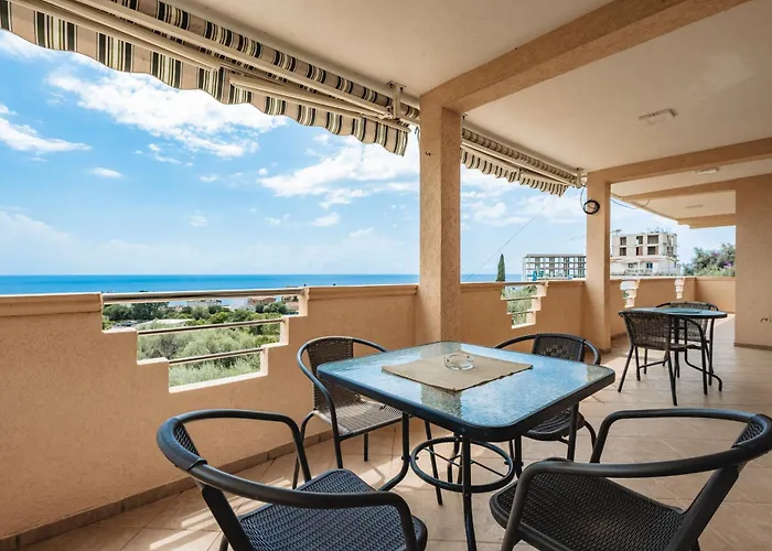 Olive Garden Apartment